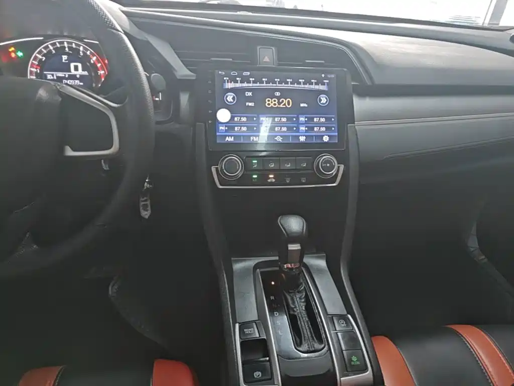 Honda Civic — миниатюра 13