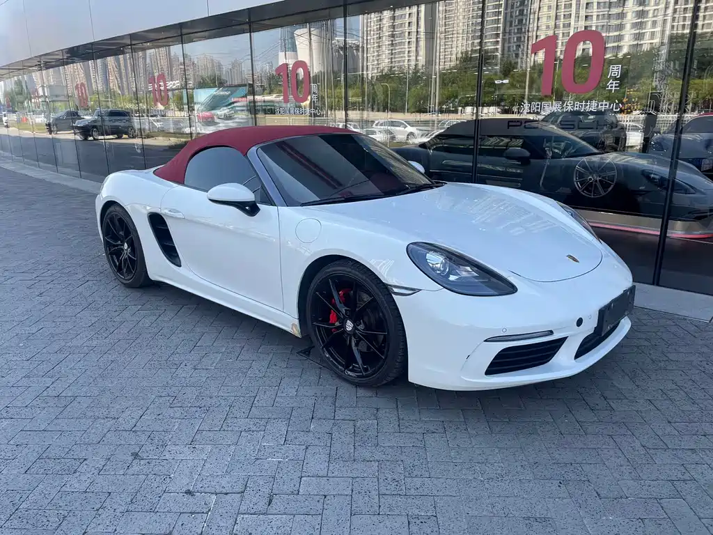PORSCHE  718