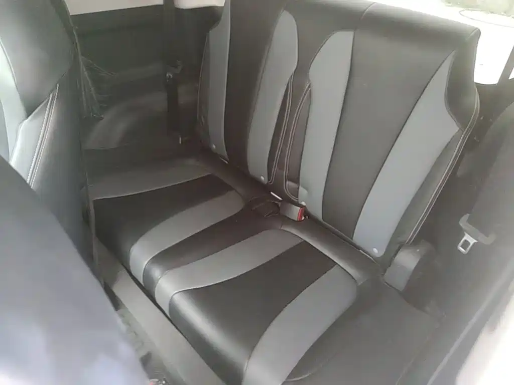 Roewe Clever — миниатюра 17