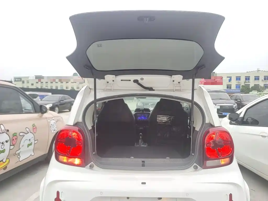 Roewe Clever — миниатюра 19