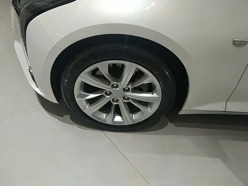 Cadillac CT5 — миниатюра 23