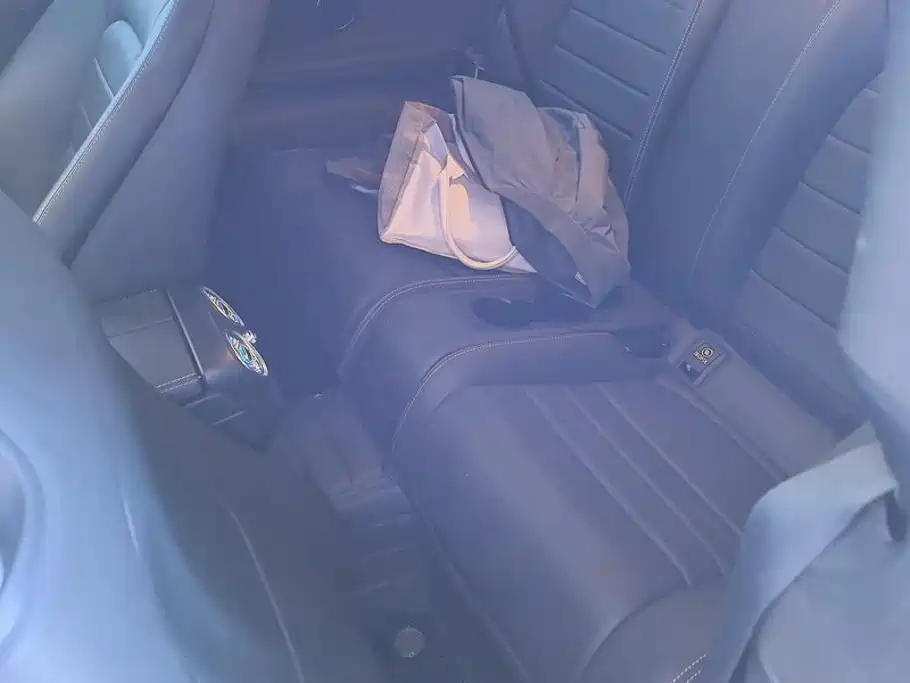 Mercedes-Benz C-Class (Import) — миниатюра 11