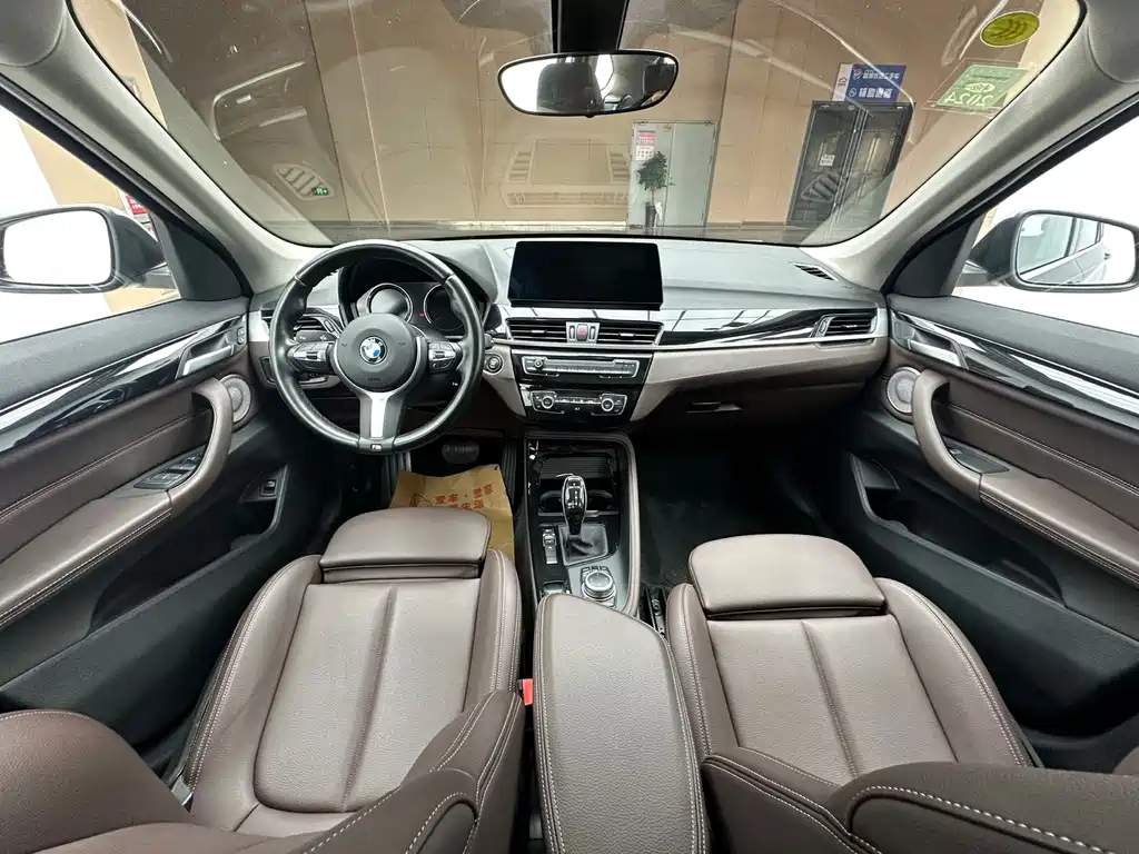BMW X1 — миниатюра 10