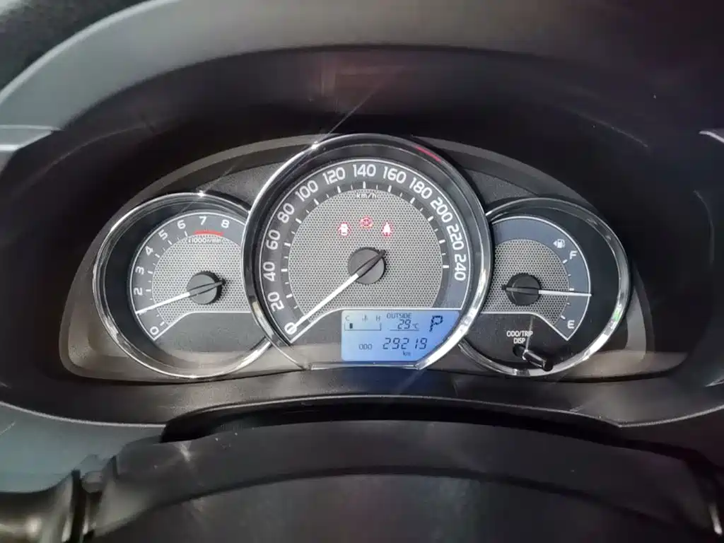 Toyota Corolla — миниатюра 12