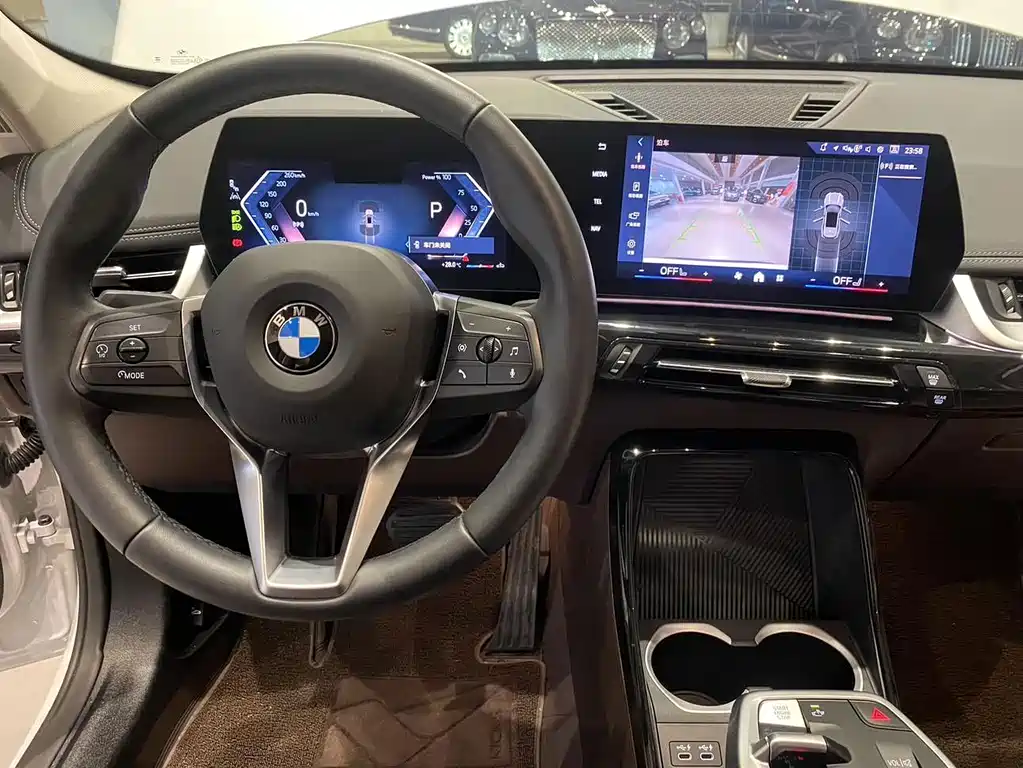 BMW X1 — миниатюра 14