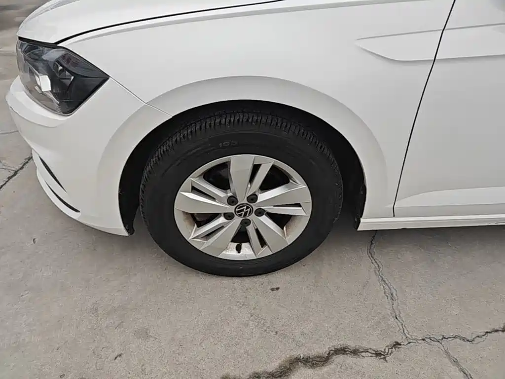 Volkswagen Polo — миниатюра 23