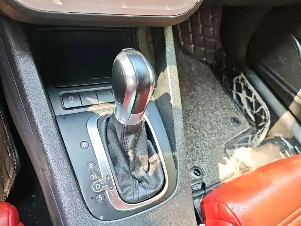 Volkswagen Scirocco — миниатюра 10