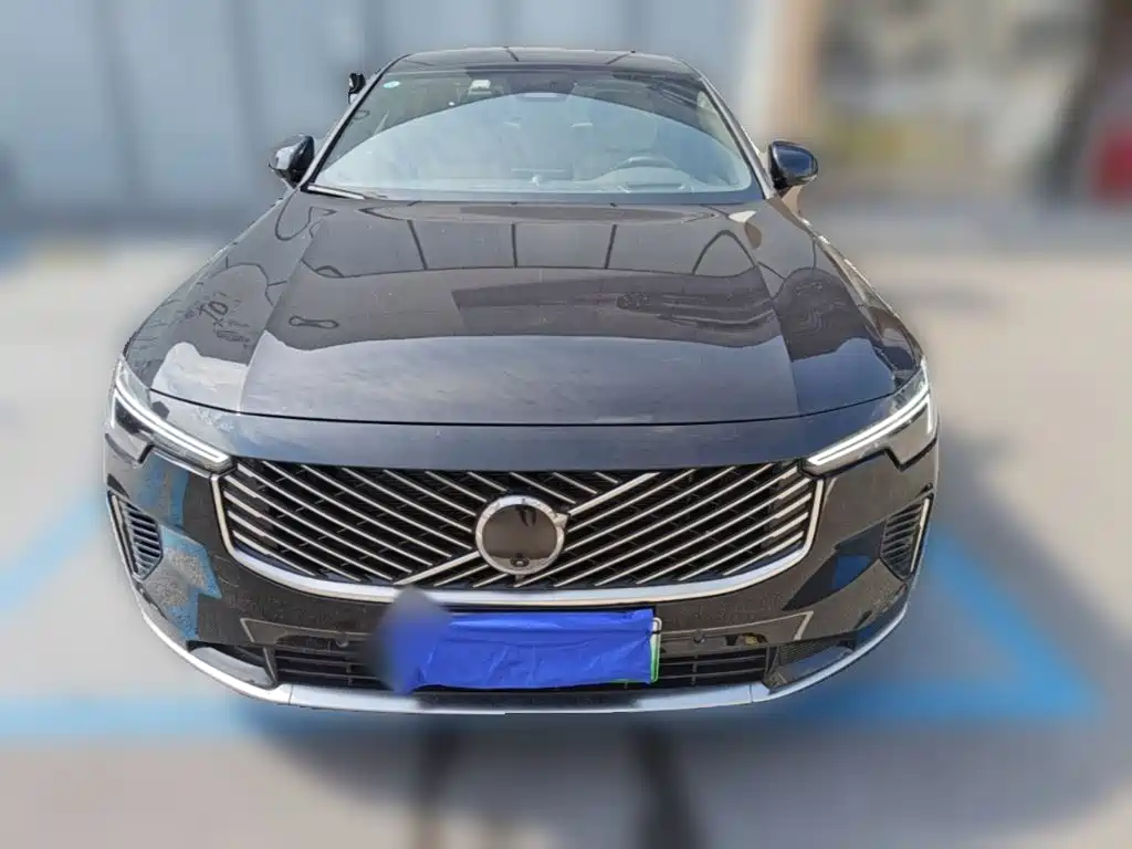 Volvo S90 2026 Luxury