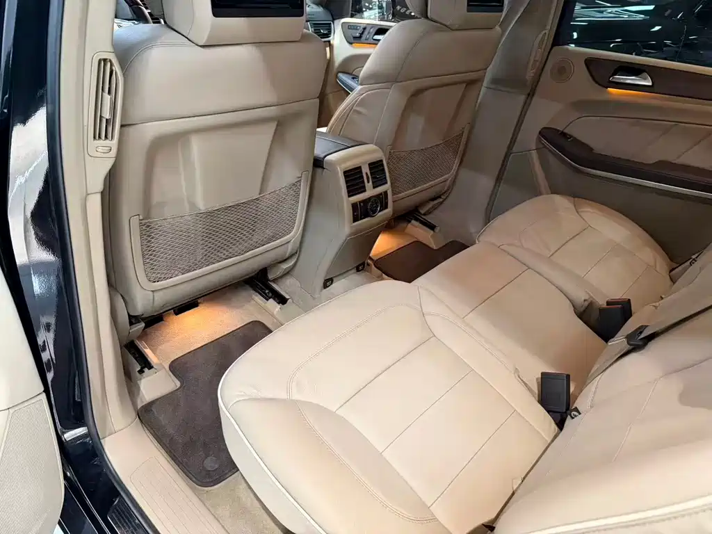Mercedes-Benz GL-Class — миниатюра 10