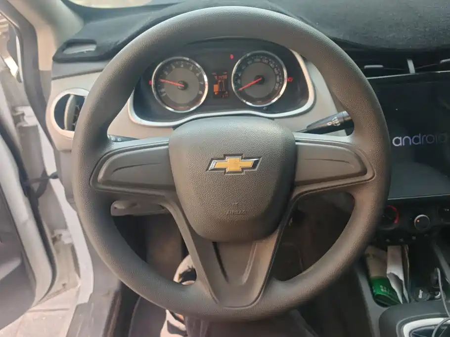 Chevrolet Sail — миниатюра 15