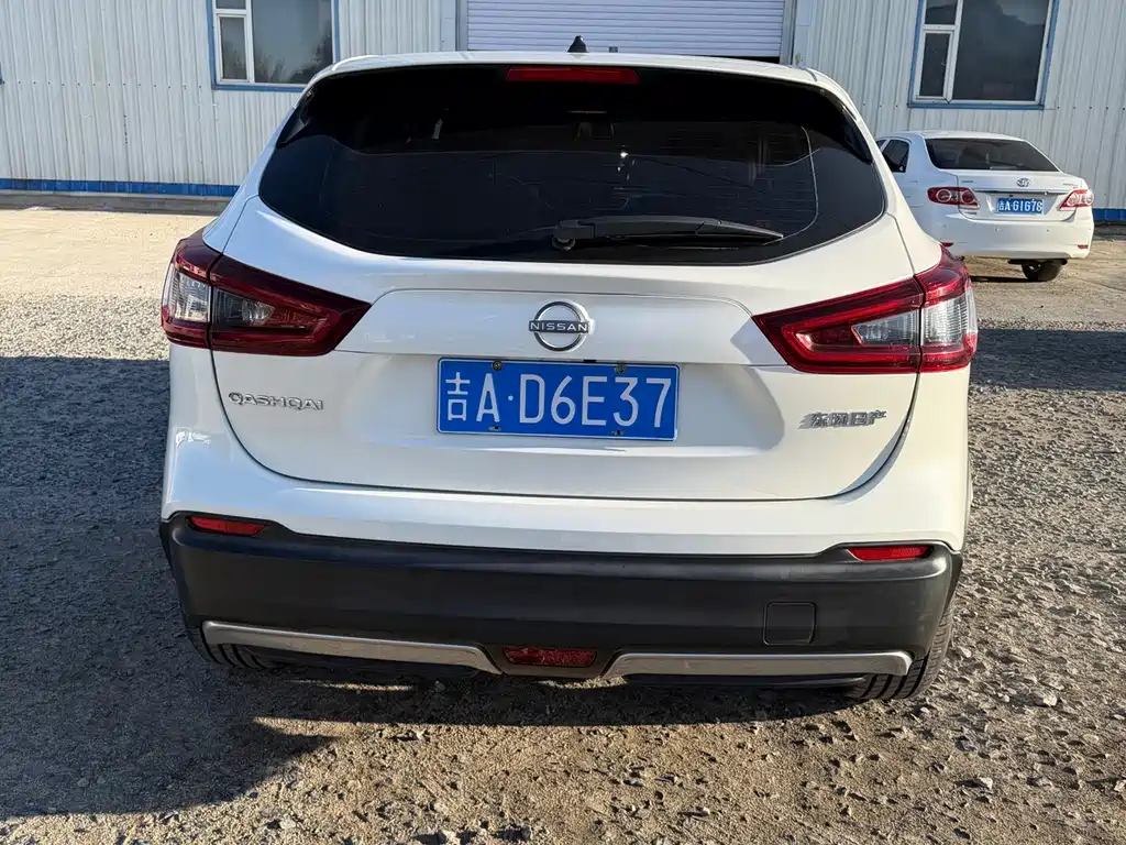 Nissan Qashqai — миниатюра 19