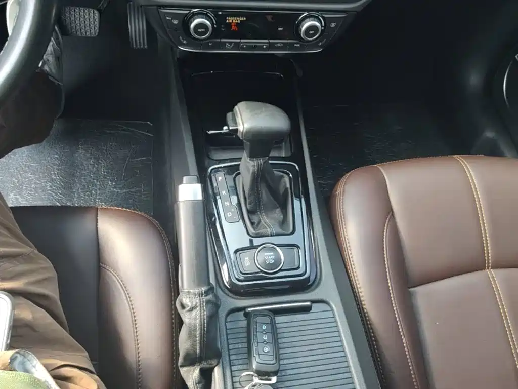 Qoros Qoros 3 — миниатюра 14
