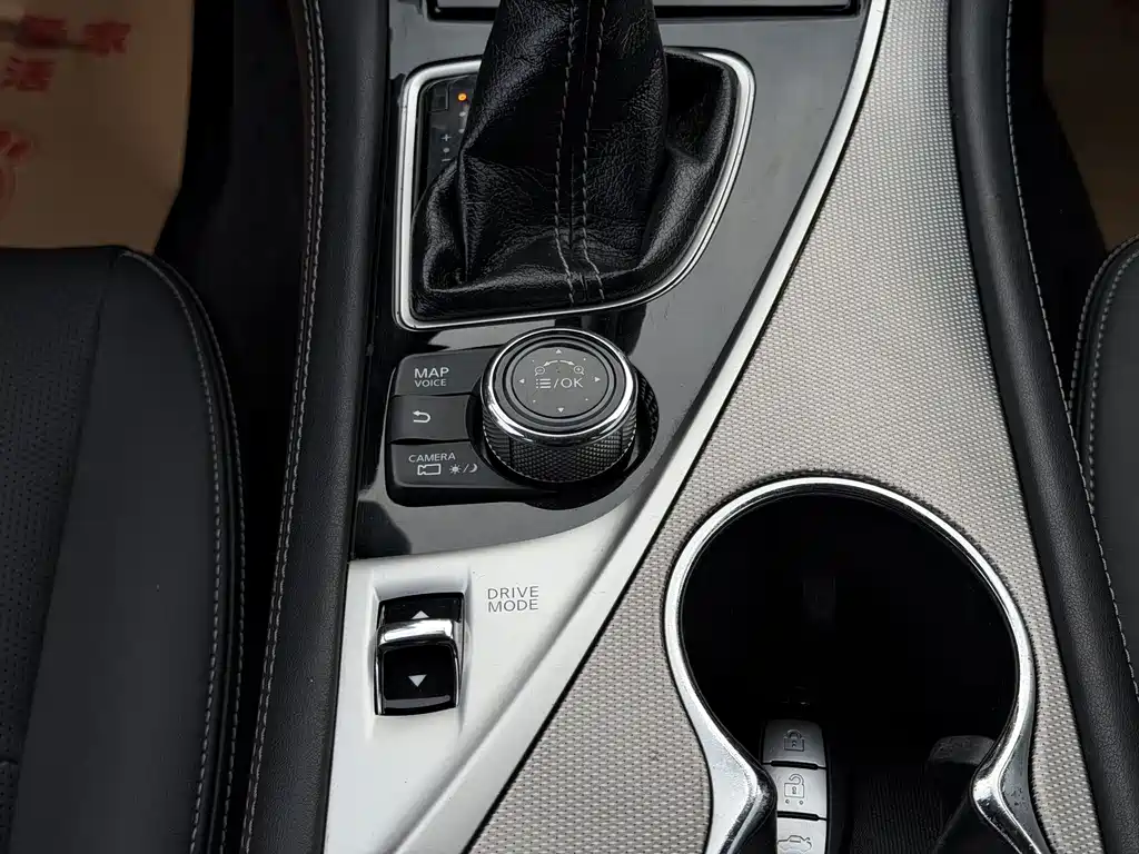 Infiniti Q50L — миниатюра 14