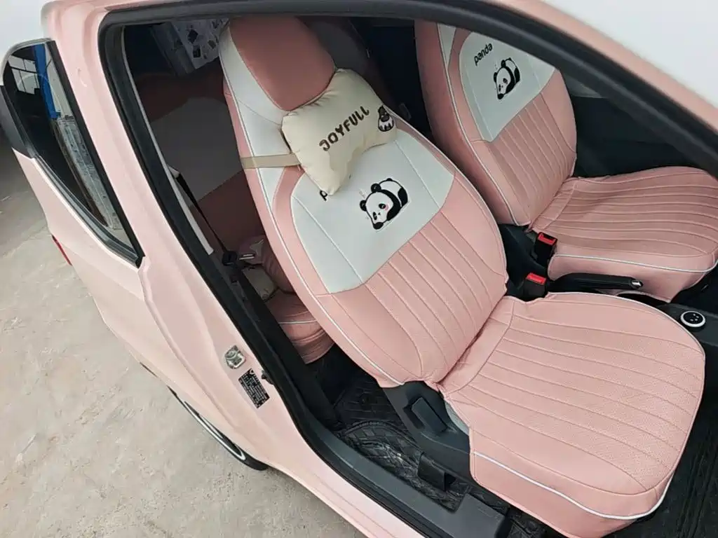 Wuling MINIEV — миниатюра 25