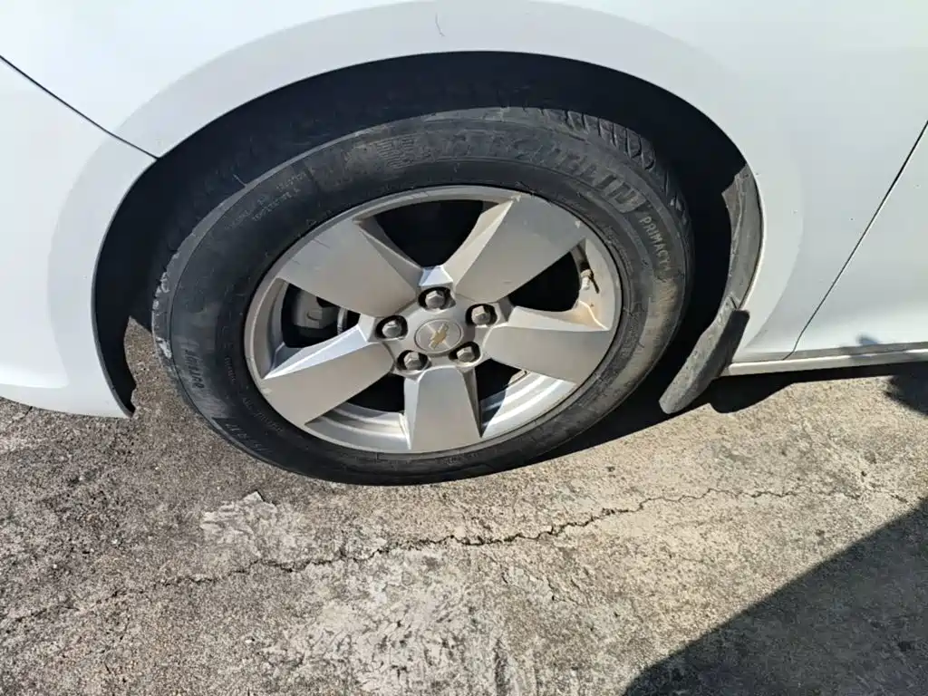 Chevrolet Malibu — миниатюра 23