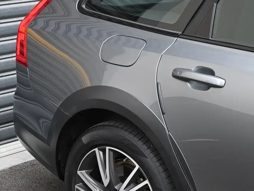 Volvo V90 2020 Cross Country T5 AWD