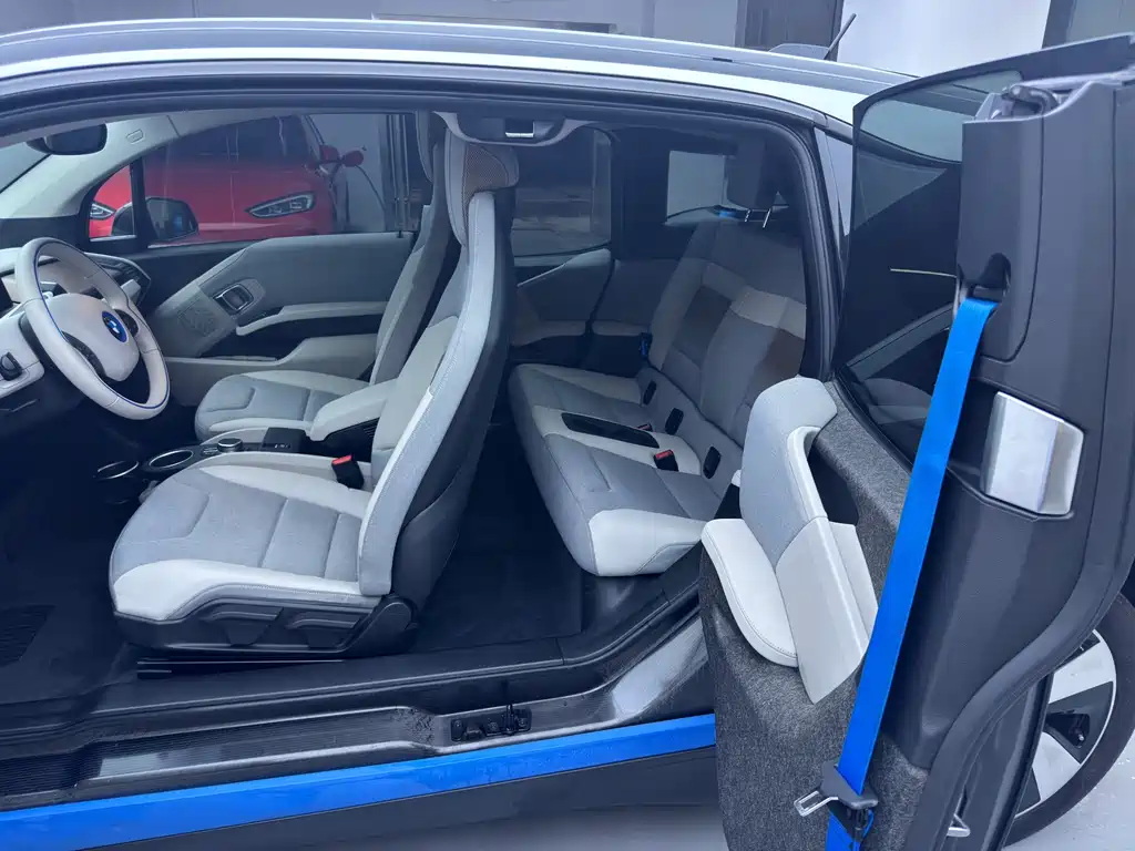 BMW i3 (Import) — миниатюра 16