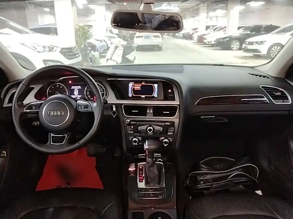 Audi A4L — миниатюра 10