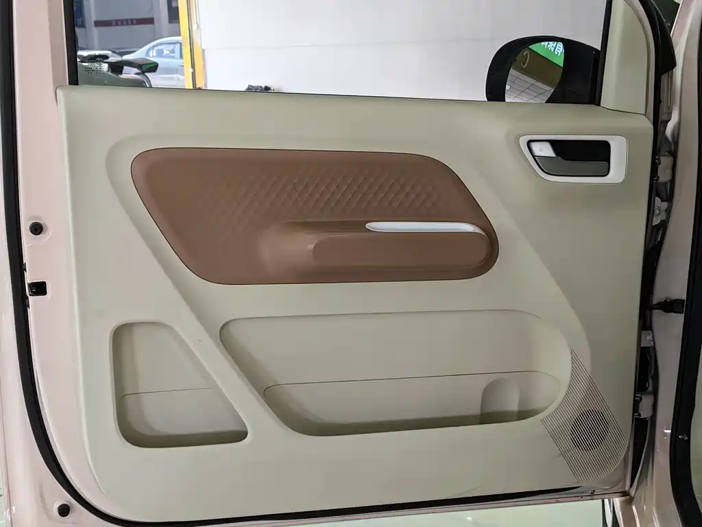 Wuling MINIEV — миниатюра 7
