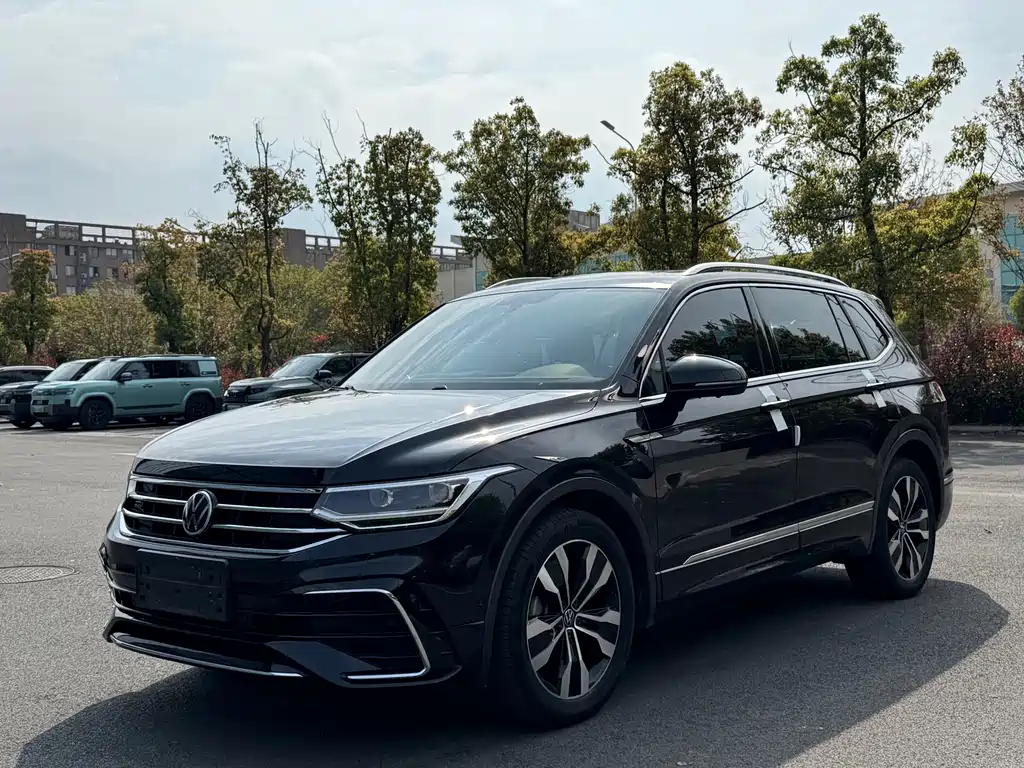 Volkswagen Tiguan L 2022