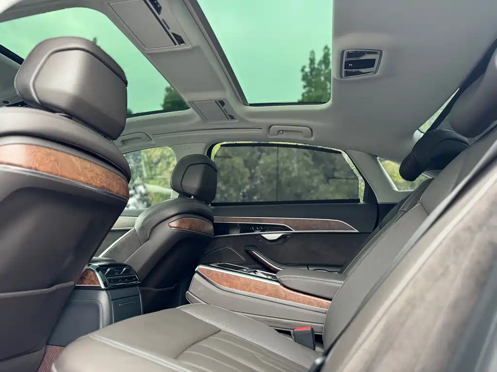 Audi A8 — миниатюра 13