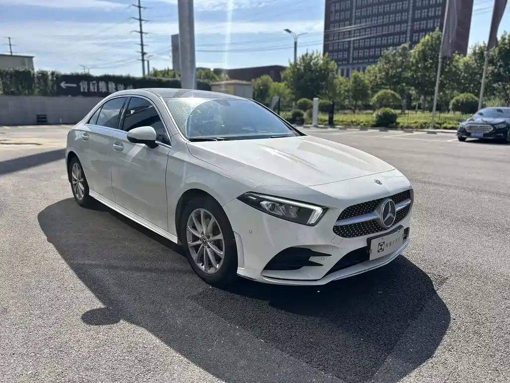 Mercedes-Benz A-Class — миниатюра 4