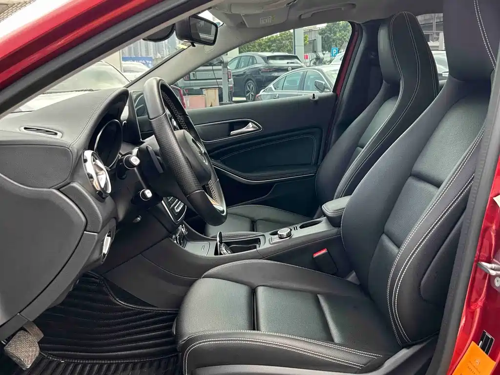 Mercedes-Benz GLA — миниатюра 4