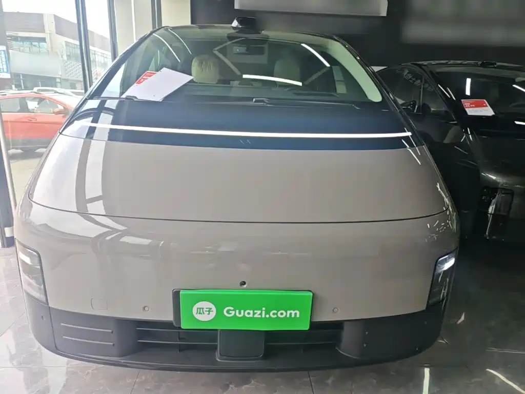 Li Auto Li MEGA — миниатюра 3