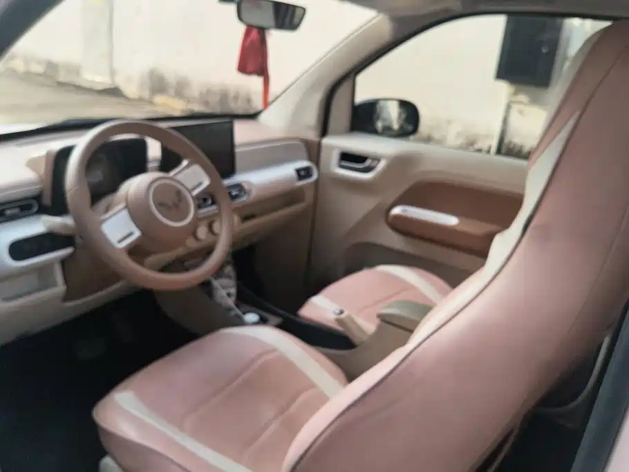 Wuling MINIEV — миниатюра 9
