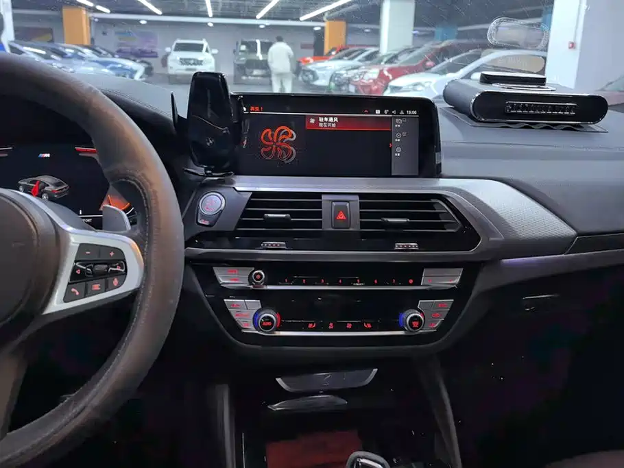 BMW X4 — миниатюра 13