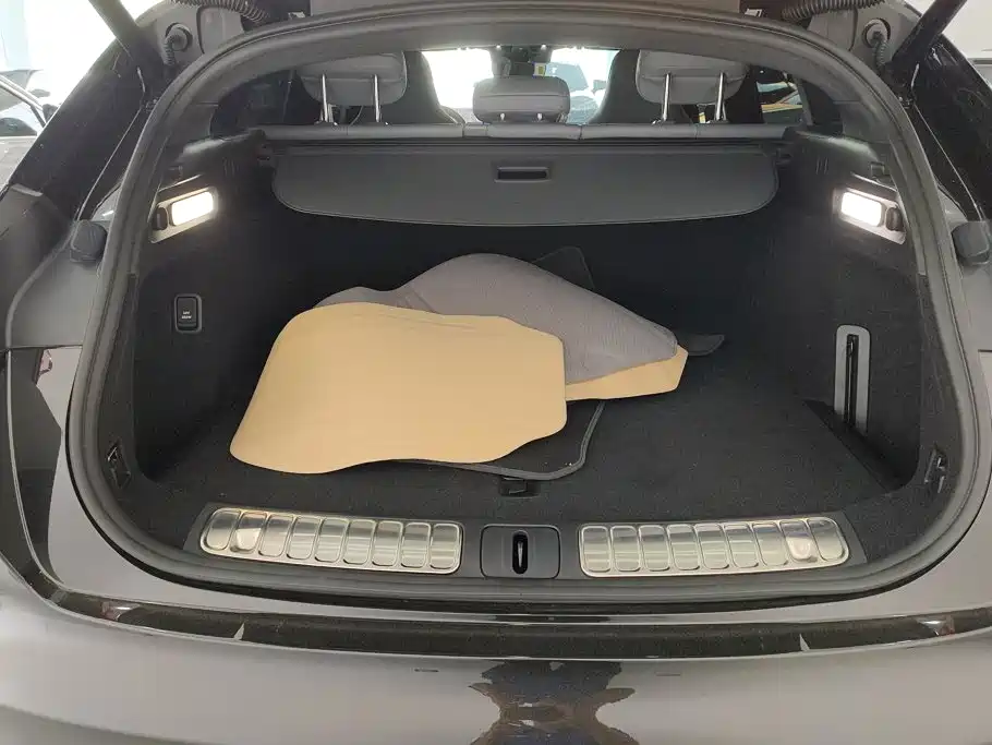 NIO ET5T — миниатюра 4