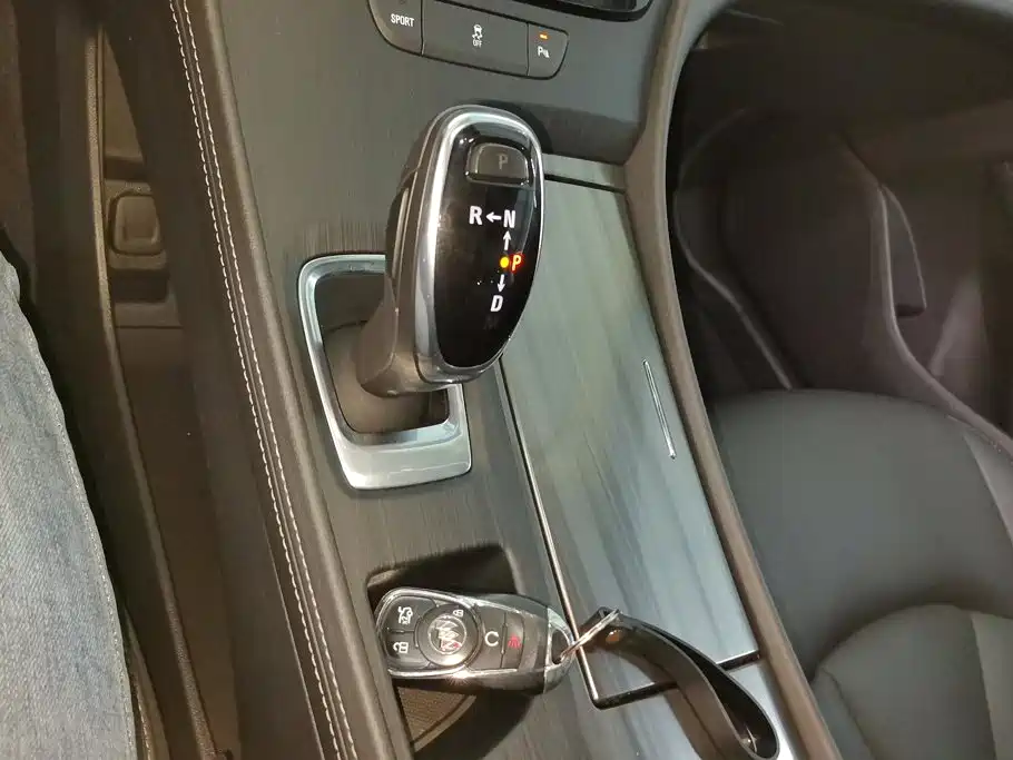Buick LaCrosse — миниатюра 16