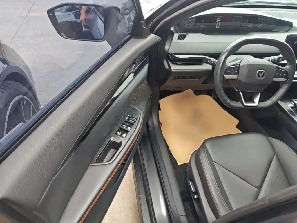 Changan UNI-V iDD — миниатюра 16