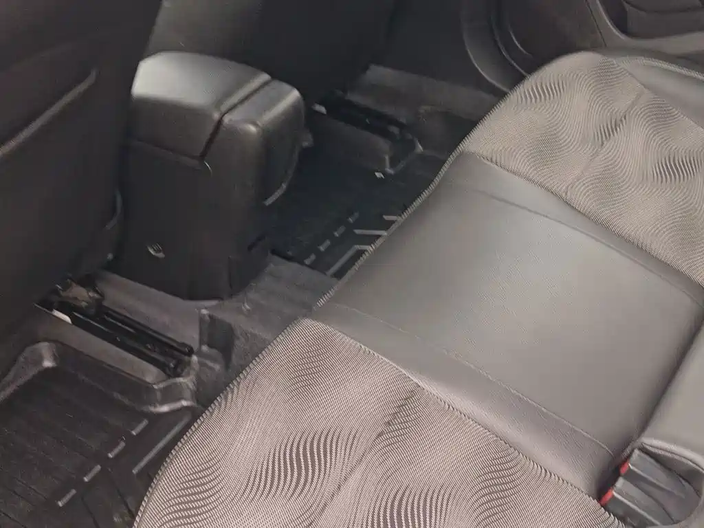 Buick Excelle — миниатюра 10