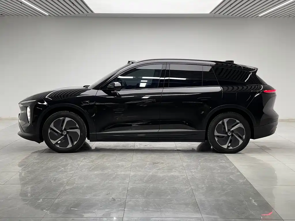 NIO ES6 — миниатюра 7