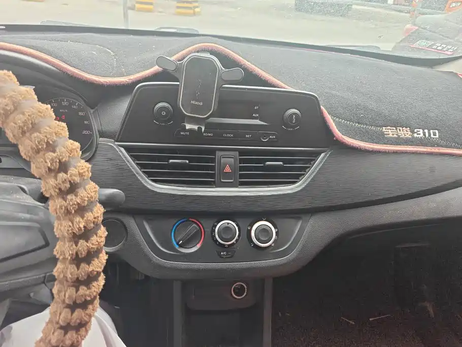 Baojun 310 — миниатюра 13