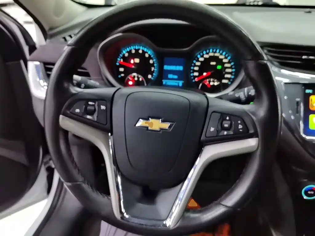 Chevrolet Malibu — миниатюра 11