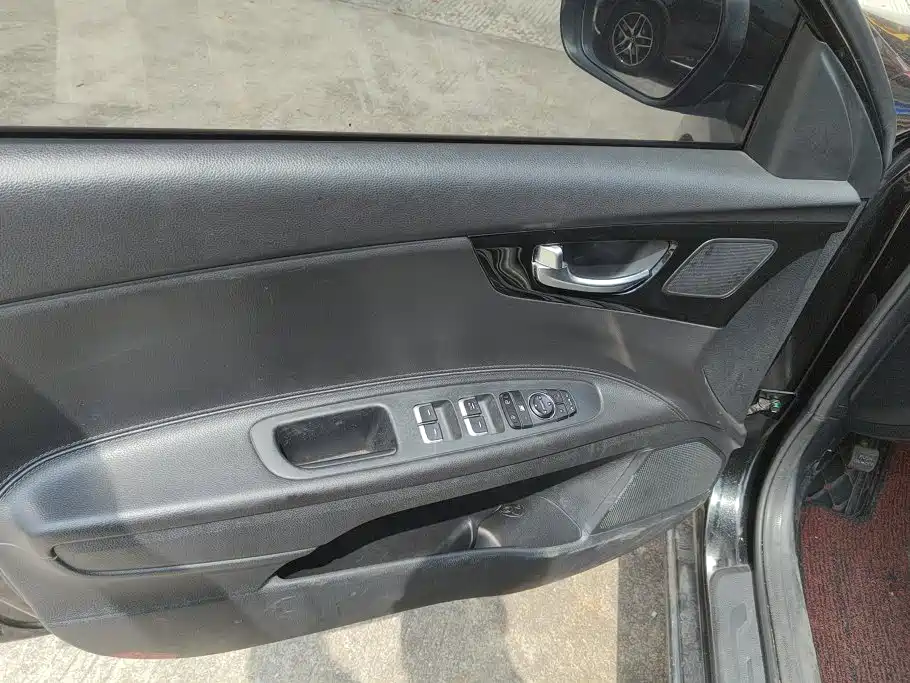 Kia K4 — миниатюра 7