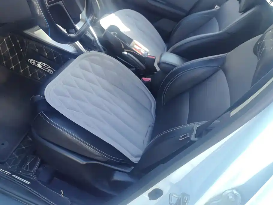 Geely Vision X3 — миниатюра 9