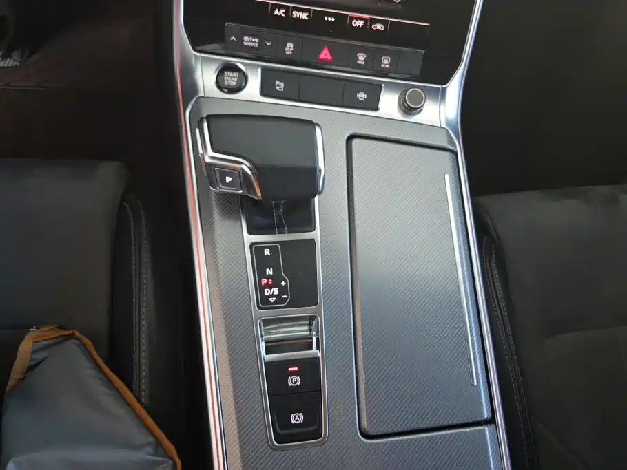 Audi A6L — миниатюра 16