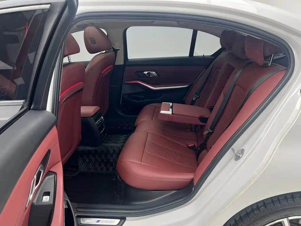 BMW 3 Series — миниатюра 18
