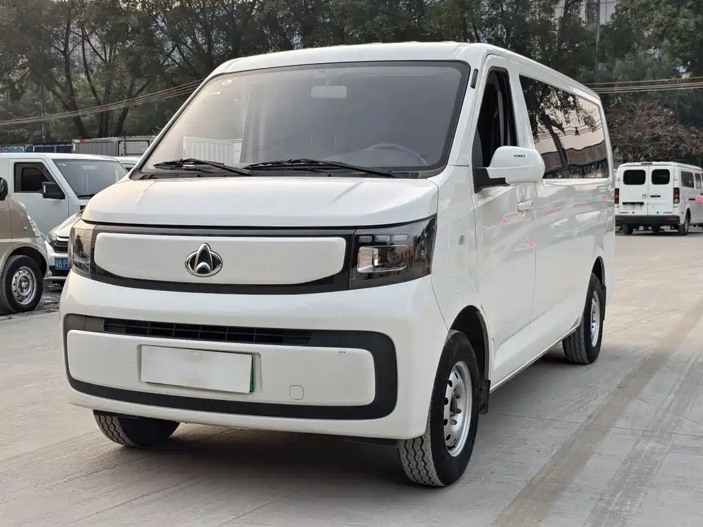 CHANGAN CHANGAN RUIXING EM80