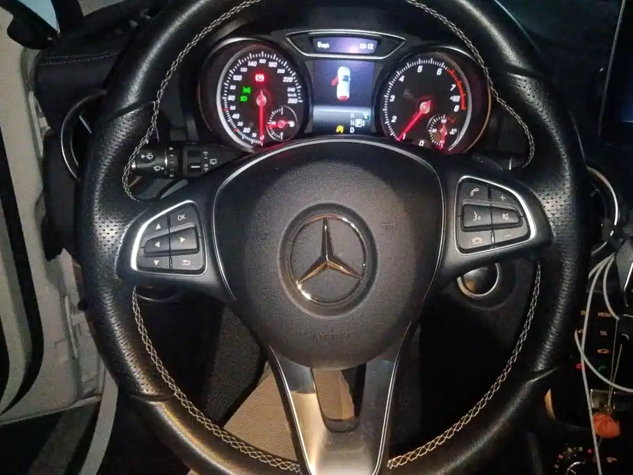 Mercedes-Benz GLA — миниатюра 15
