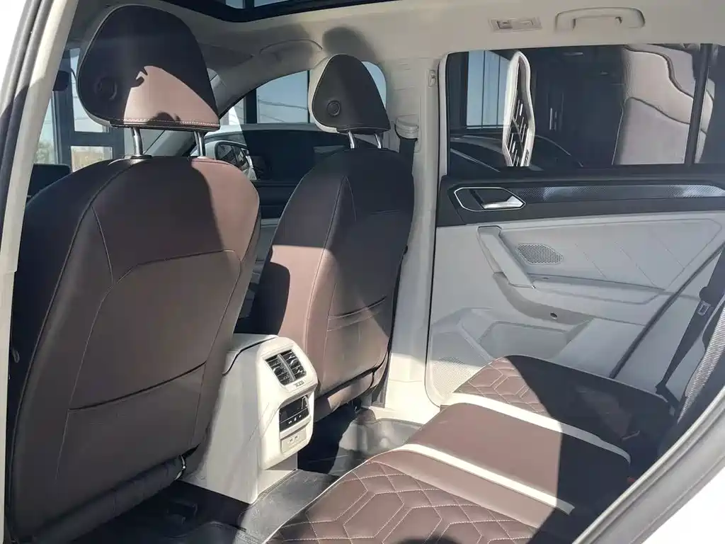 Volkswagen Tayron — миниатюра 5