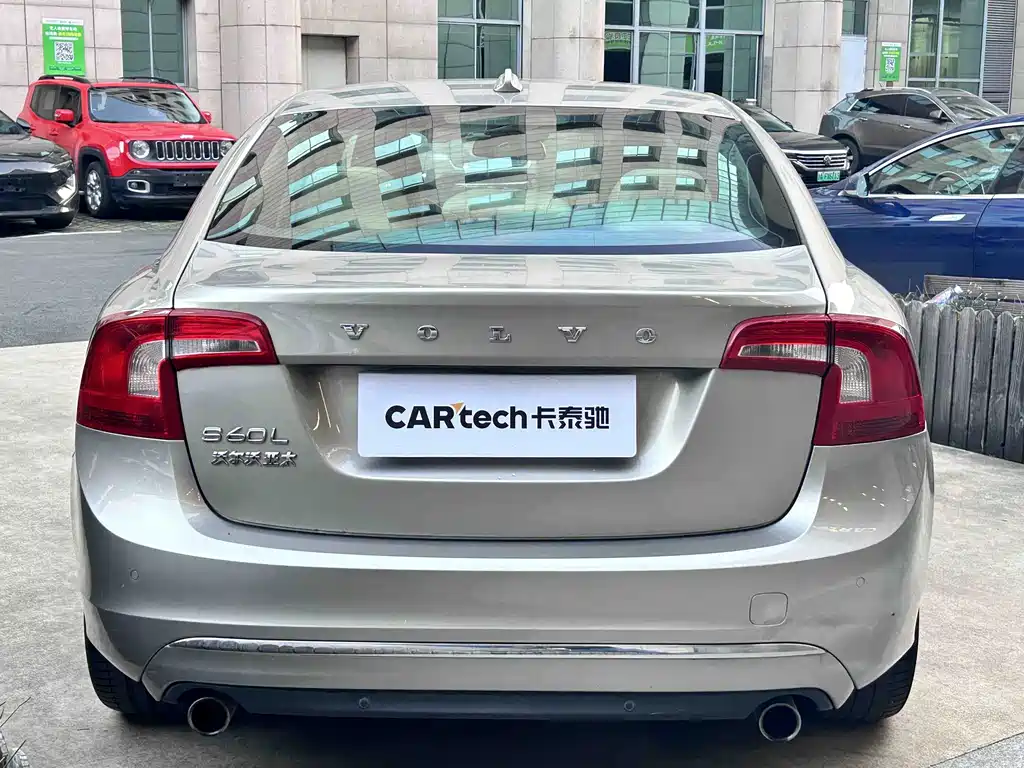 Volvo S60 — миниатюра 5