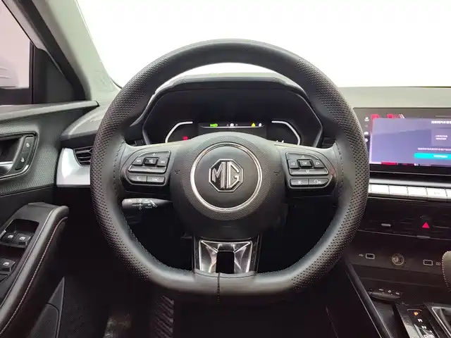 MG MG5 — миниатюра 10
