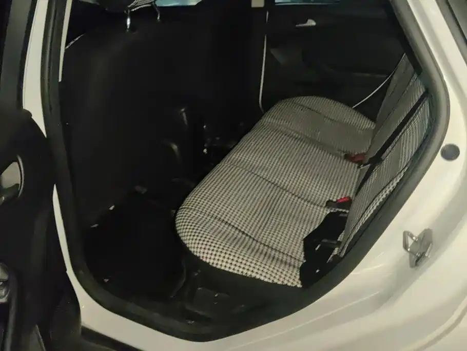 Ford Focus — миниатюра 11