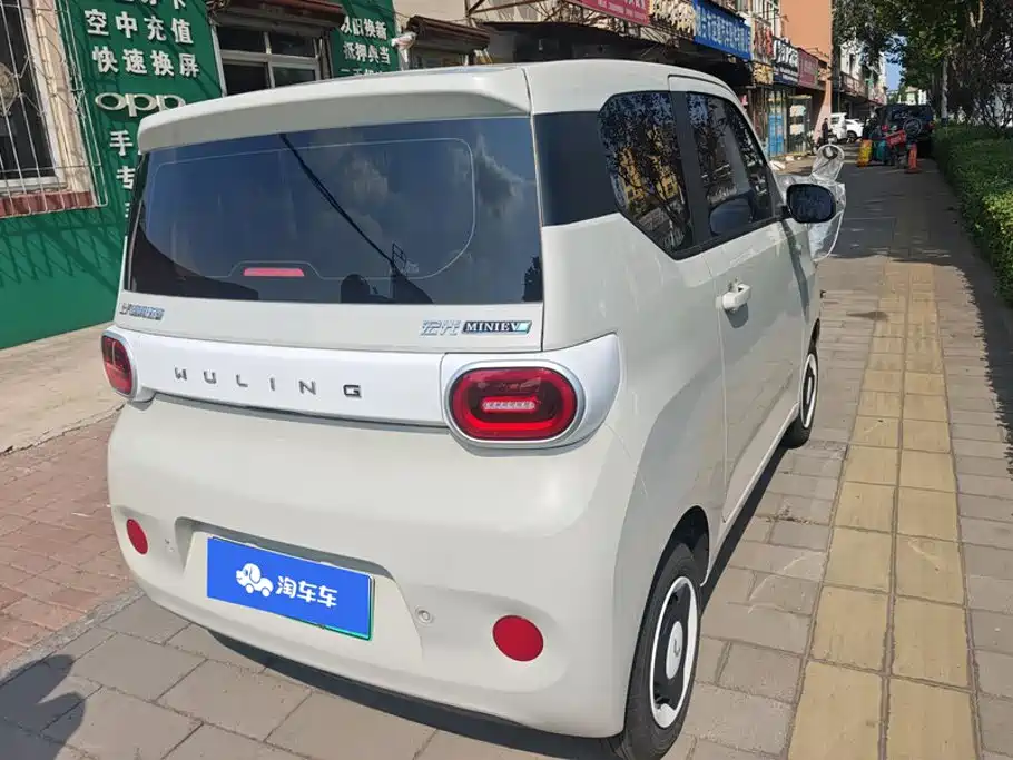 Wuling MINIEV — миниатюра 3