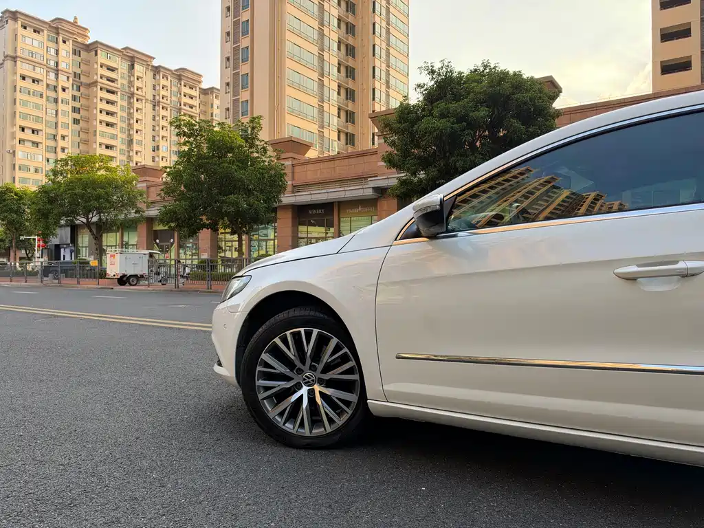 Volkswagen CC — миниатюра 4