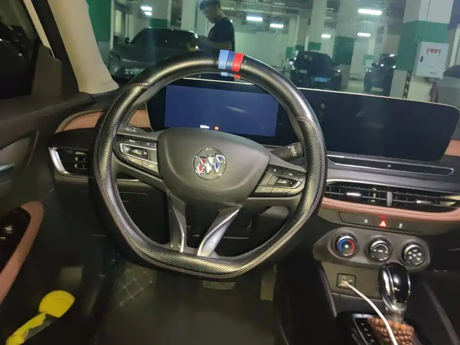 Buick Verano — миниатюра 15